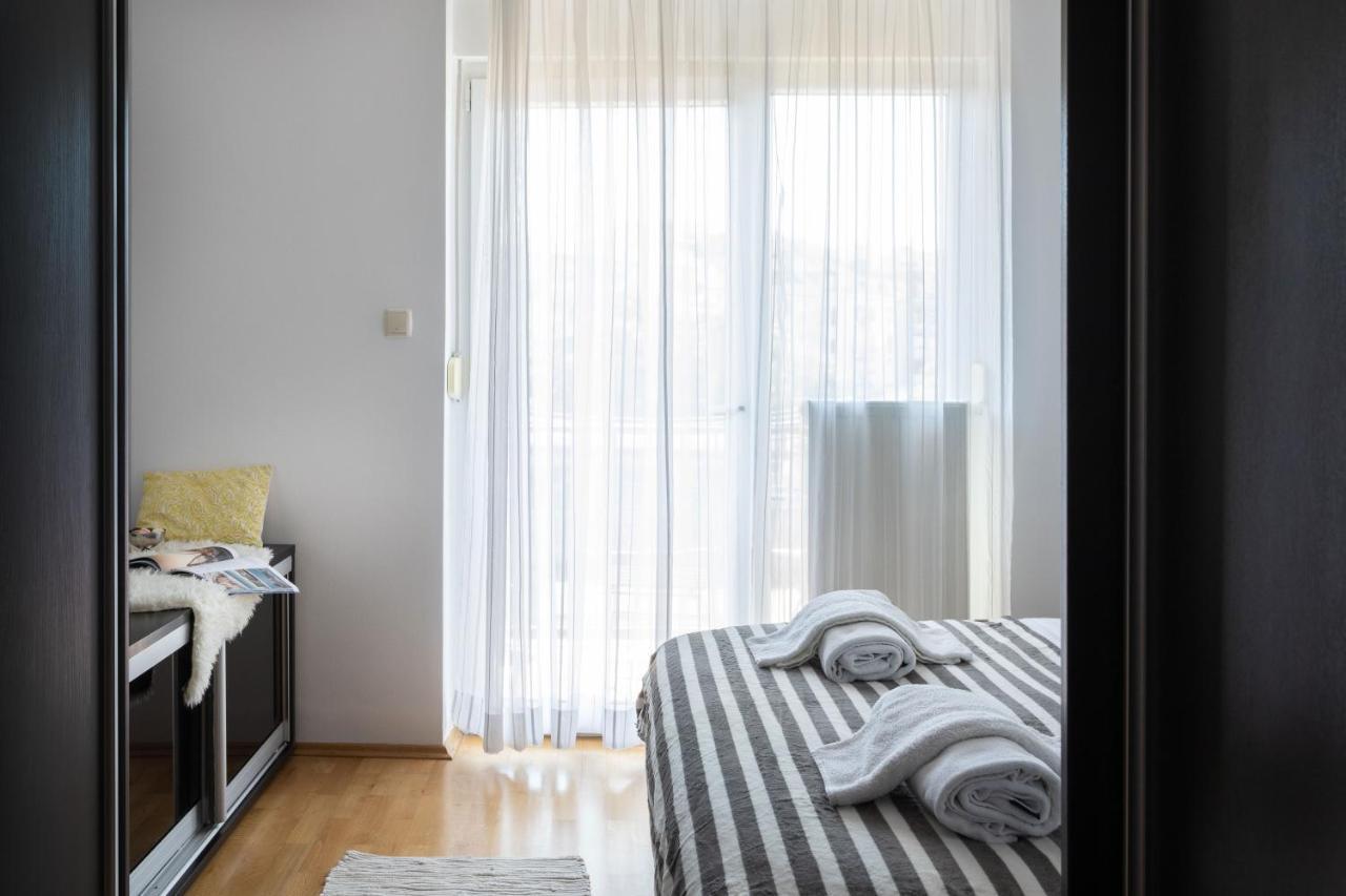 Spacious 2Bdr Apartment With A Cute Balcony Zagreb Exterior photo